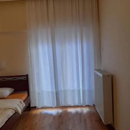 Ήσυχο Και Κεντρικό Διαμέρισμα Larissa Exterior foto